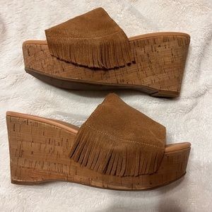 MARC FISHER SHAWNI FRINGED LEATHER SUEDE WEDGES SHOES SANDALS 8.5